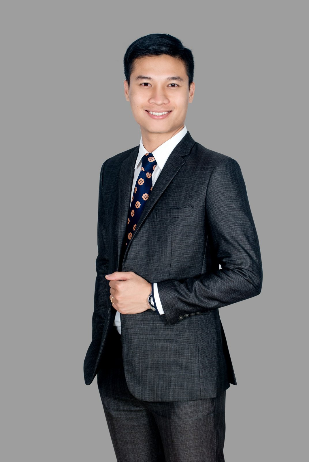 quy quy salereal luxury